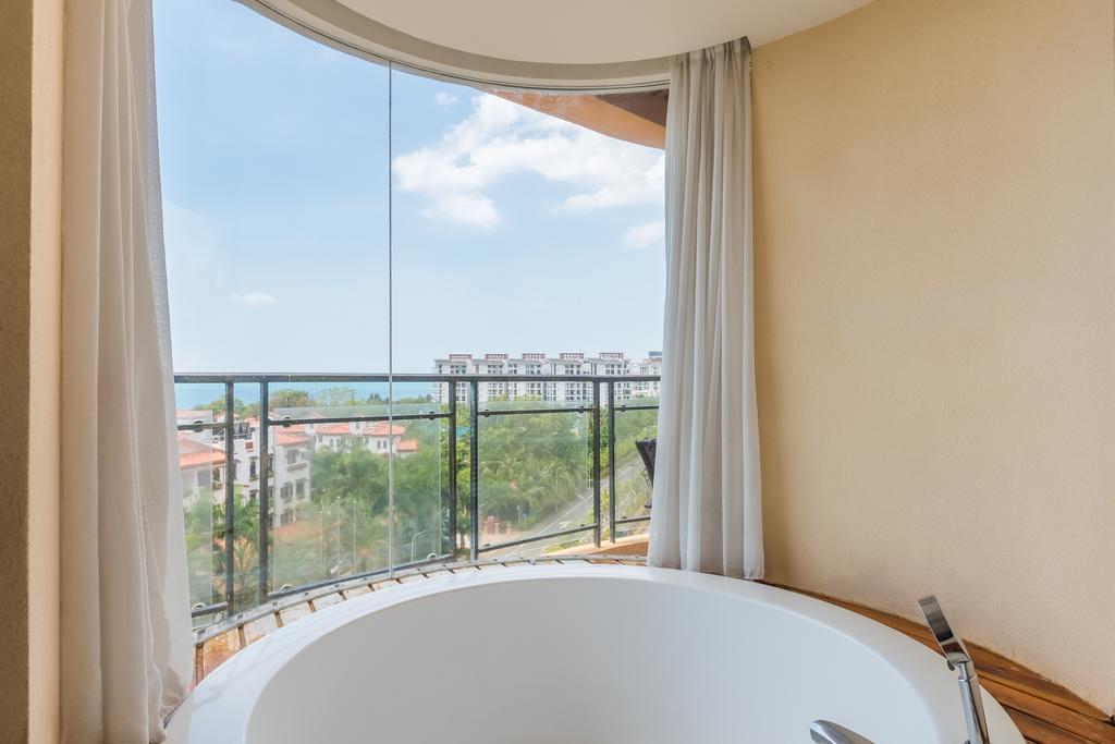 Gold Boutique Holiday Hotel Sanyabay（Free Cooking &Airport Transfer，100 Meters Away From The Beach） Ngoại thất bức ảnh